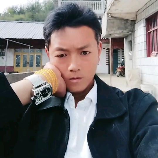 杨中有一九八O年🐒🐒🍱🍱