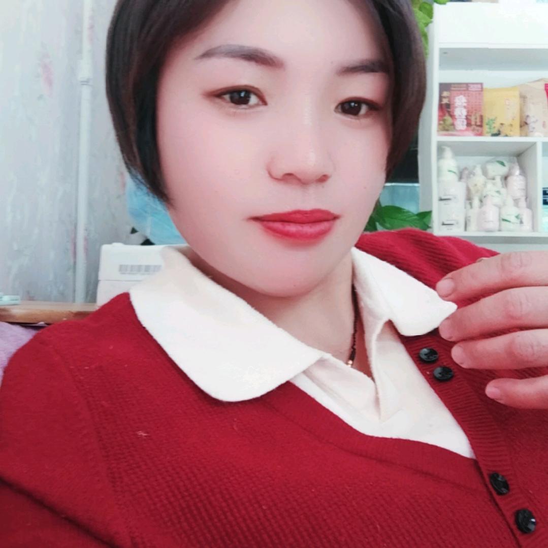 卖烧烤的小姑娘💋