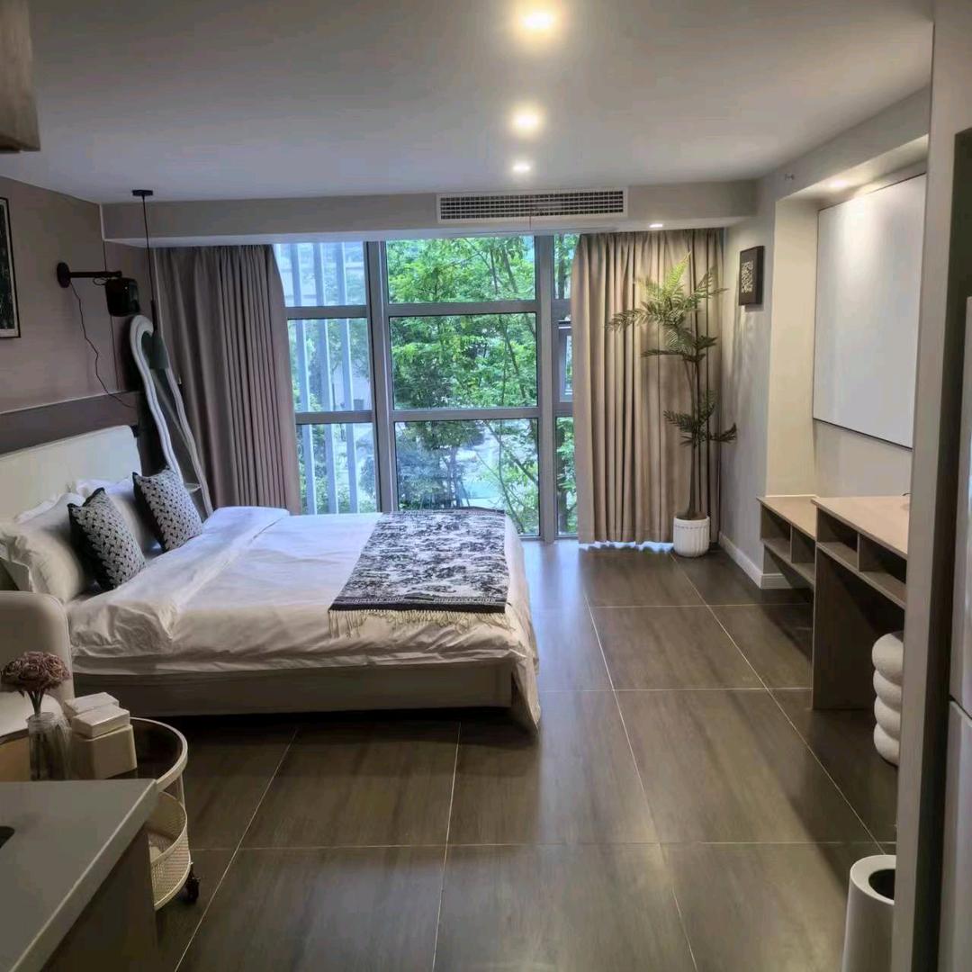 珑寓影院酒店