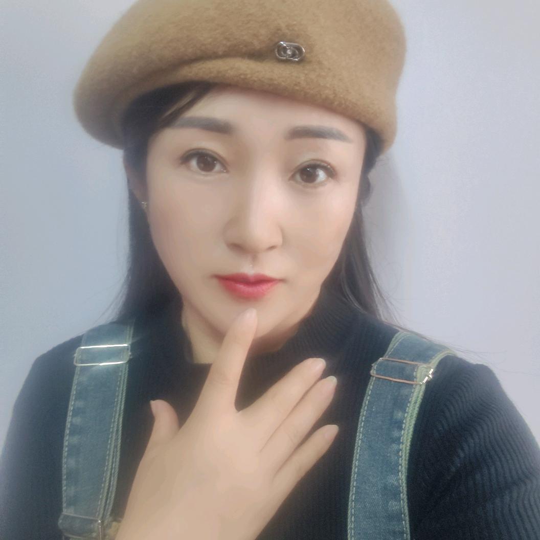 微笑那么👉刺眼