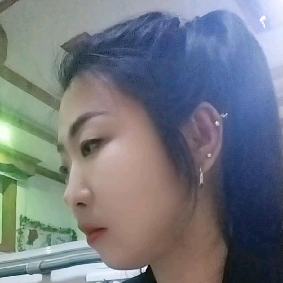 刘小胖特色炸串（刘伶醉公园南门）