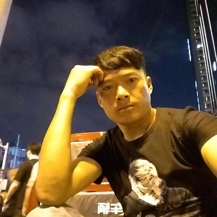 菠萝一个