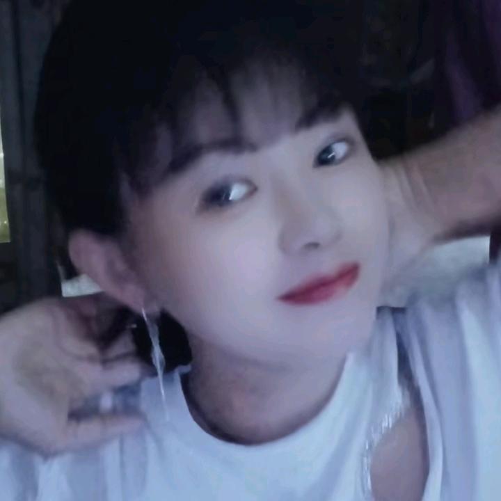 小丽🦌❤️🍀❤️❤️🍀🌹🌹🌹