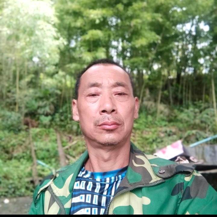 抖音评台上开心哥