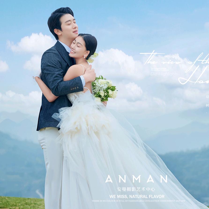 石河子市安曼摄影艺术中心 田甜