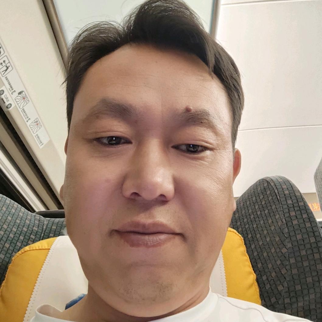 金龙腾云