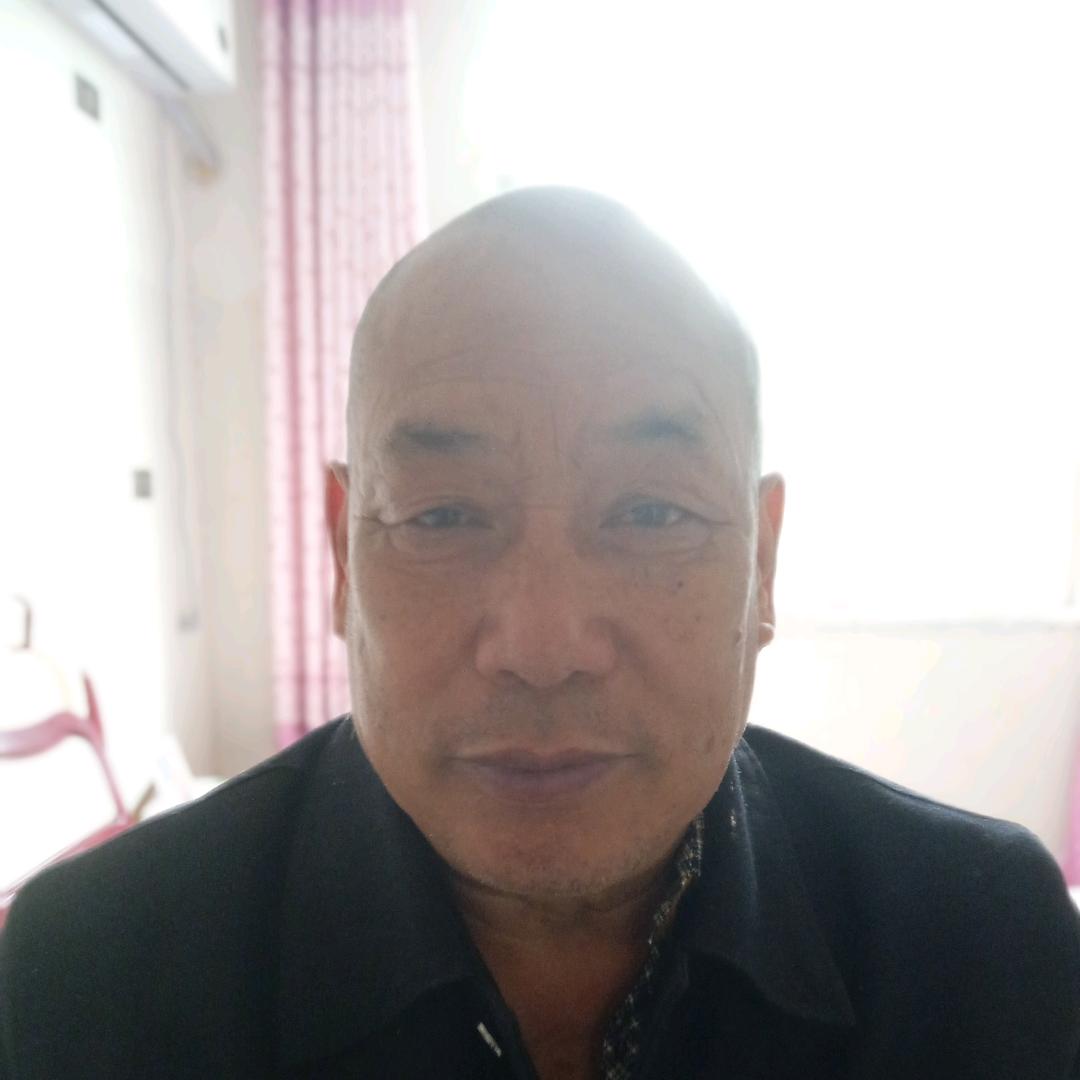 荣华。