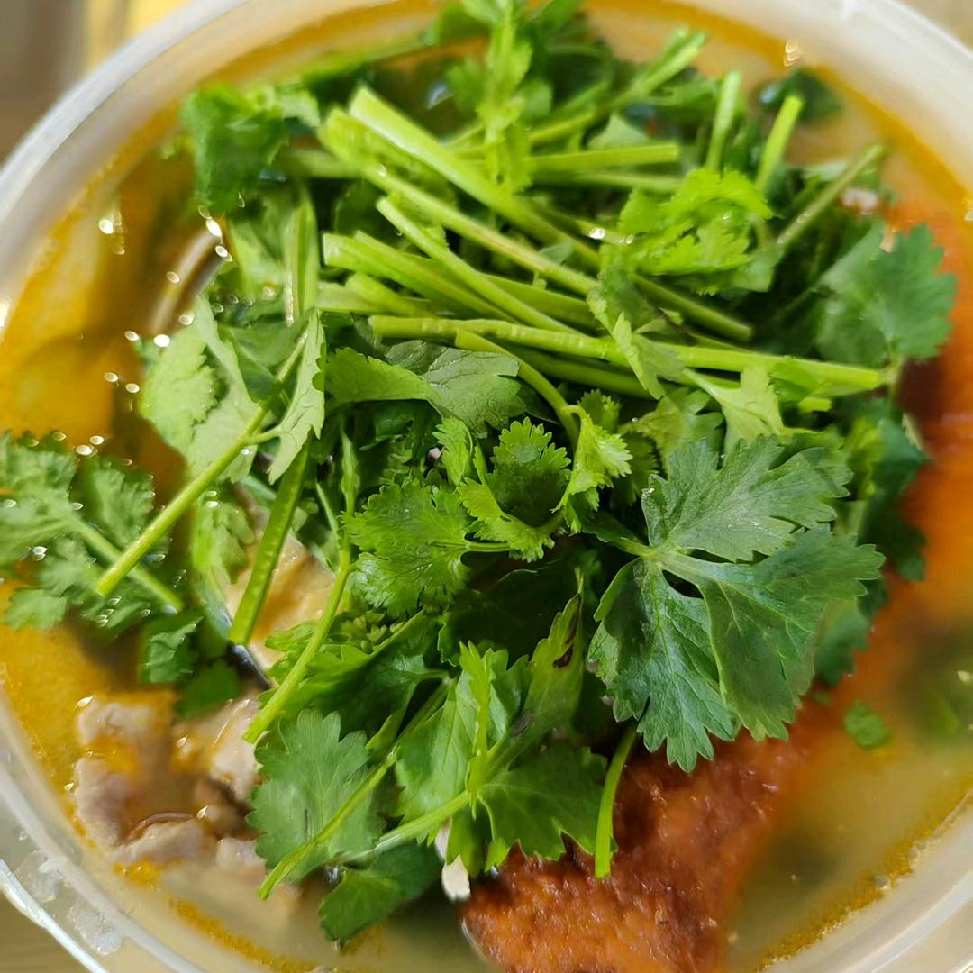 2元串串麻辣烫