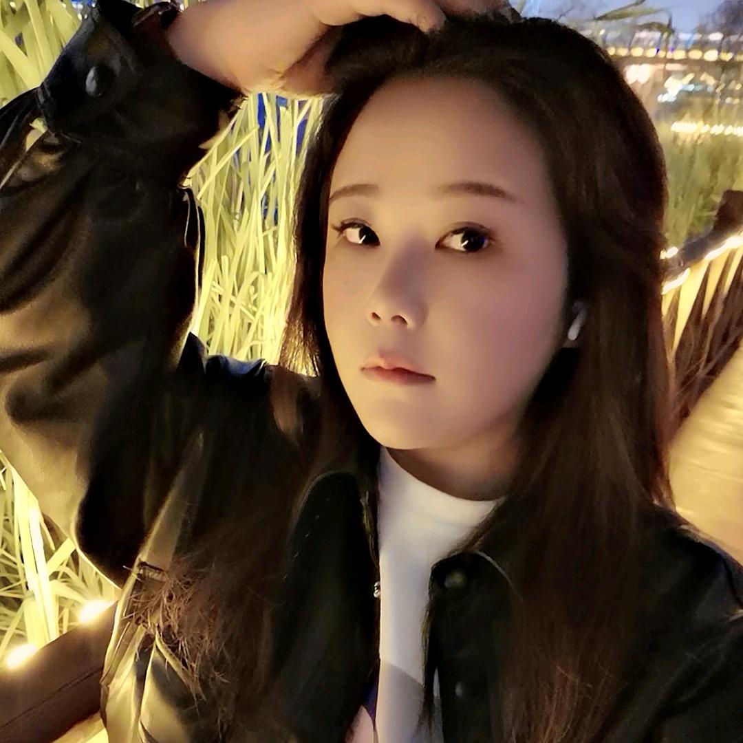 天上掉下个梨大胖