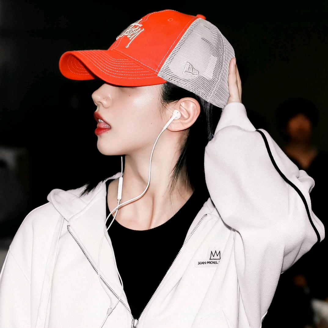 系小腻呀