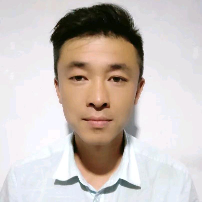 华^O^少