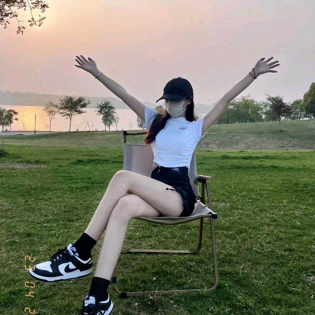 小小丝