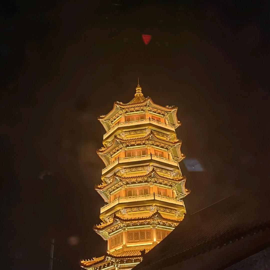 华藏三千