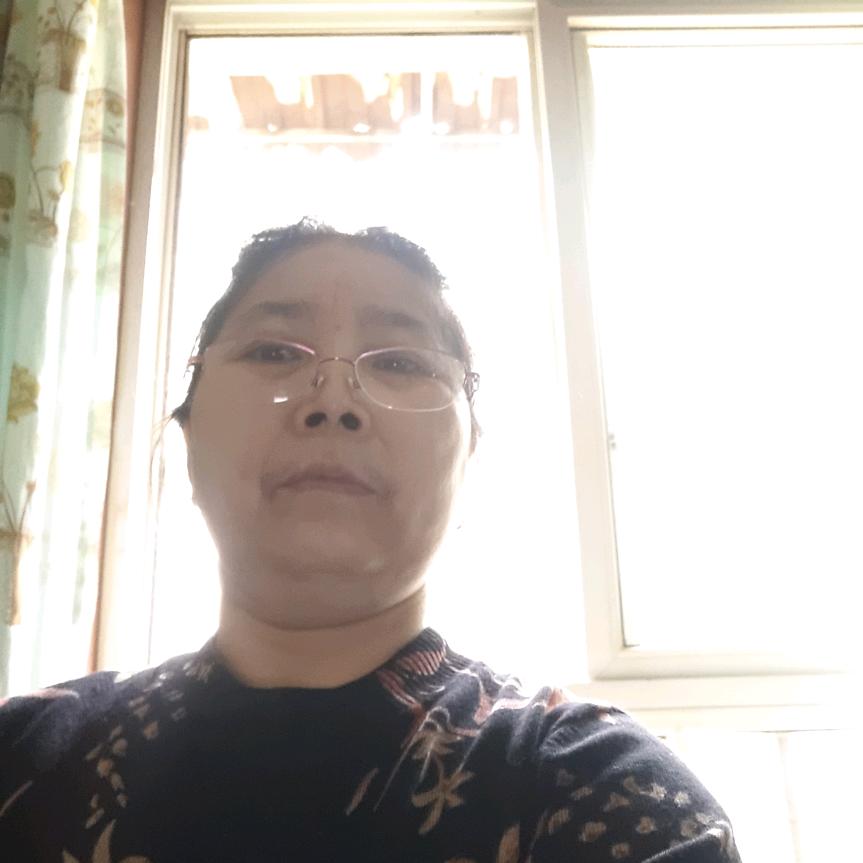 何姐
