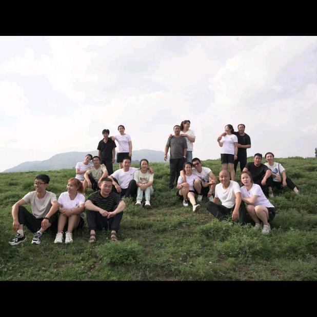 花开富贵鸟花香