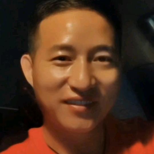 火龙哥哥（卖馄饨烧鸟餐饮小吃）