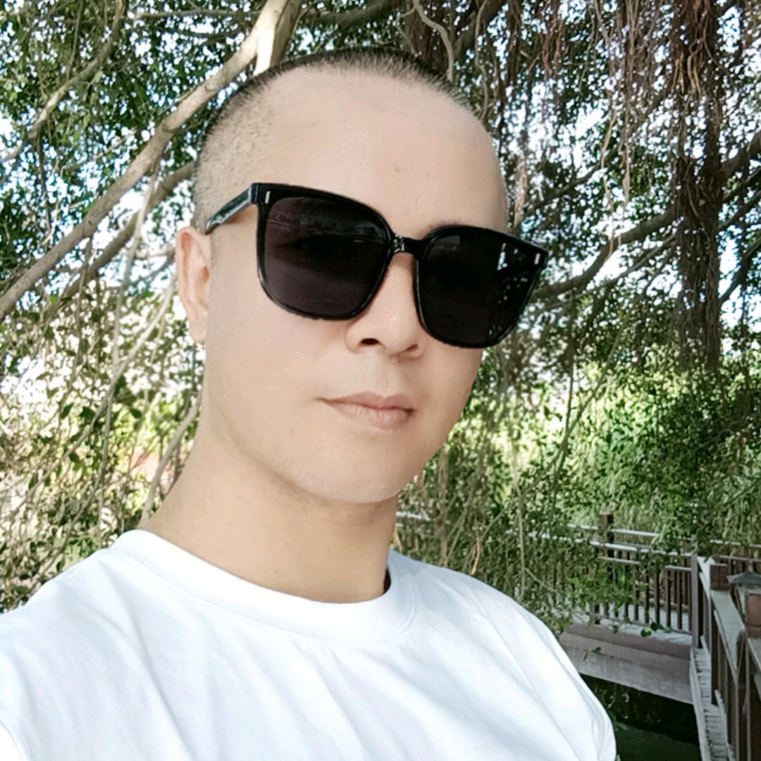 琛基百货服装商行