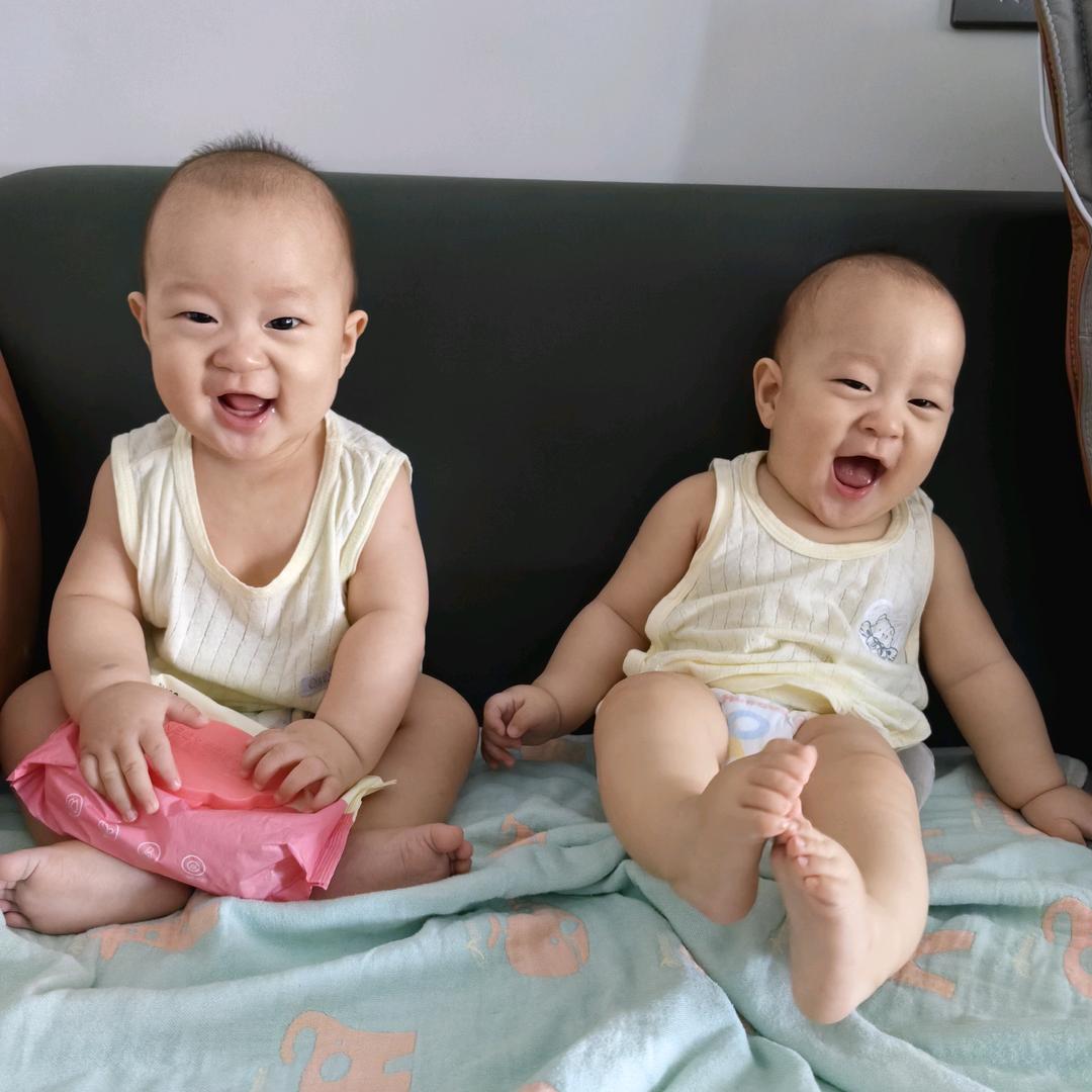 爱妈妈的四小只