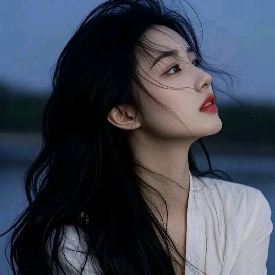 六月