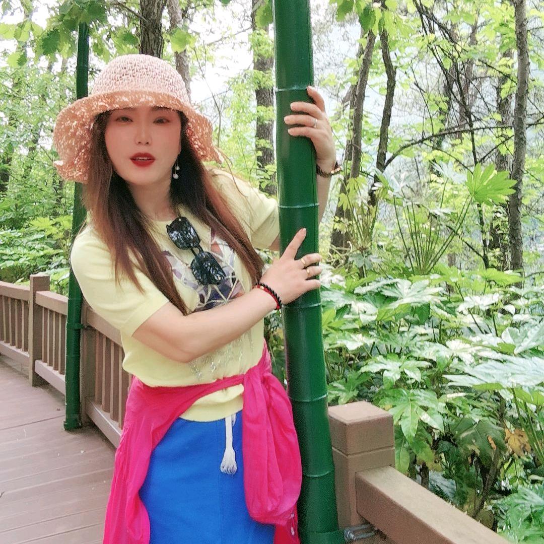 铿锵玫瑰