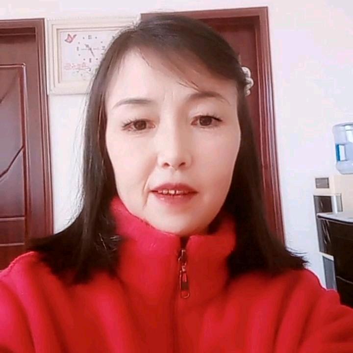 白玫瑰🌹半个月开一次周日晚上7..50