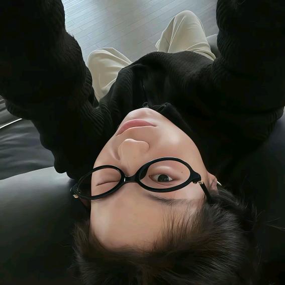 吃饱就困.