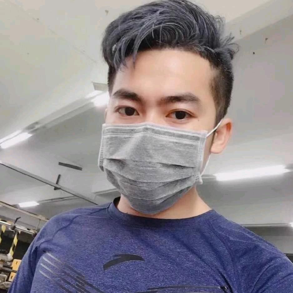 明！