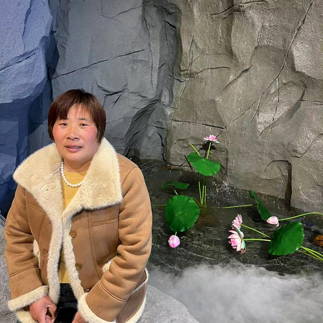 周建芬