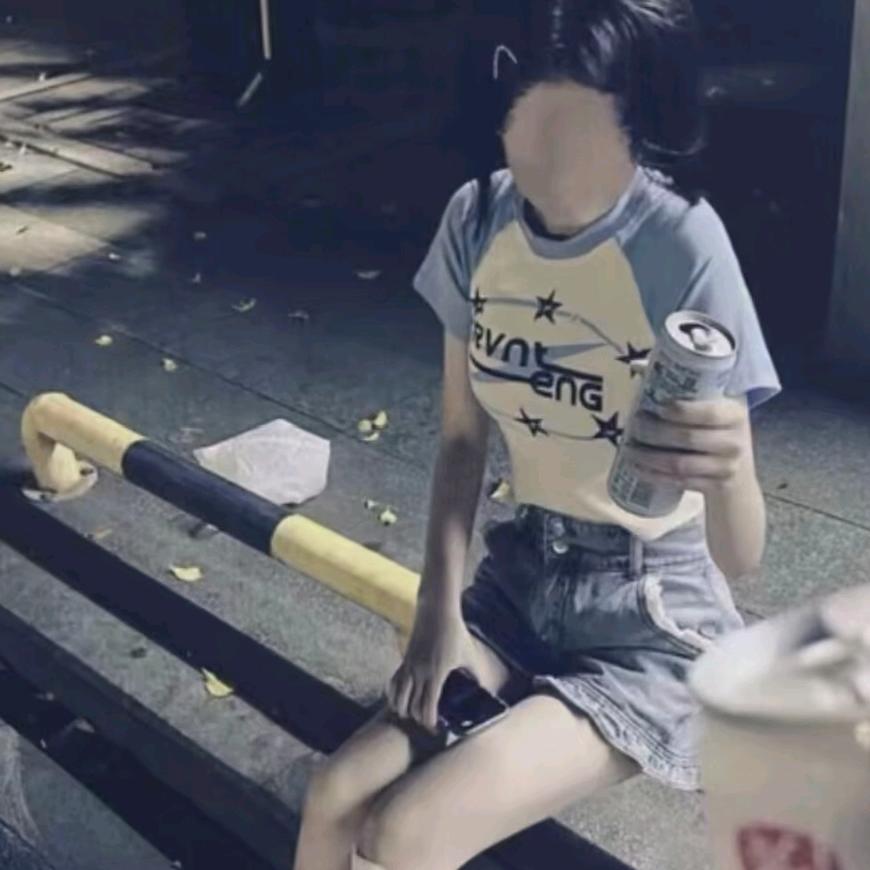 "凌晨1💔点的眼泪❤‍🩹