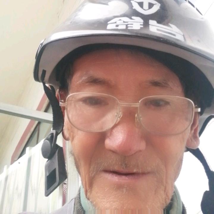 老年人