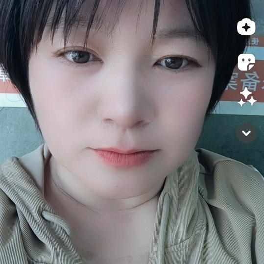 傻人一个，，（拒绝私聊）