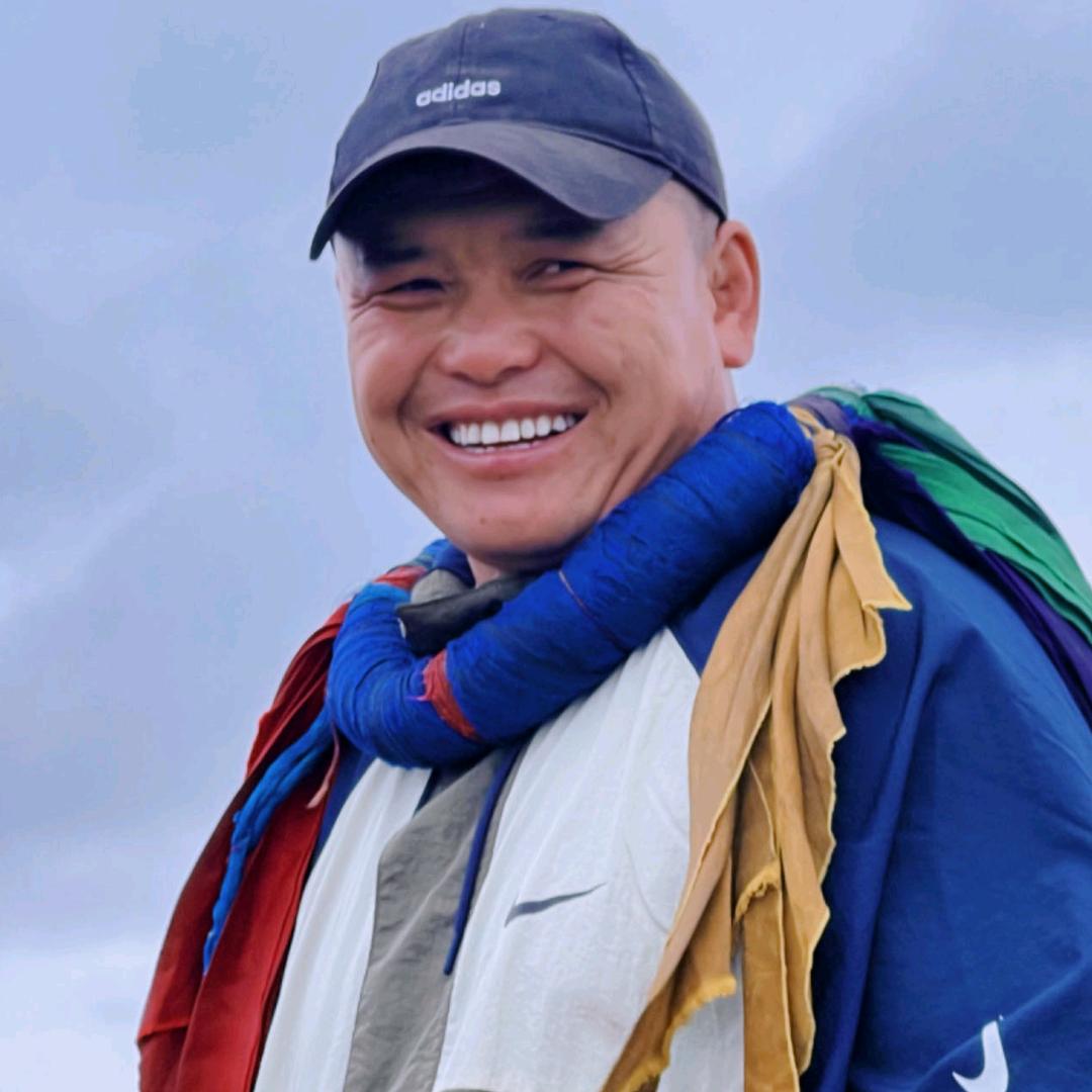 ᠪ᠊ ᠂ ᠴᠡᠩᠭᠡᠯ  巴·青格勒