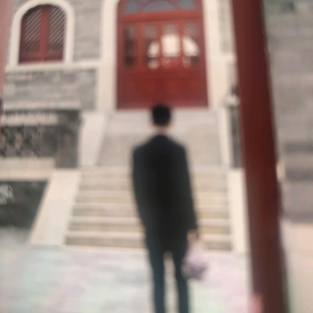 黑是白头像