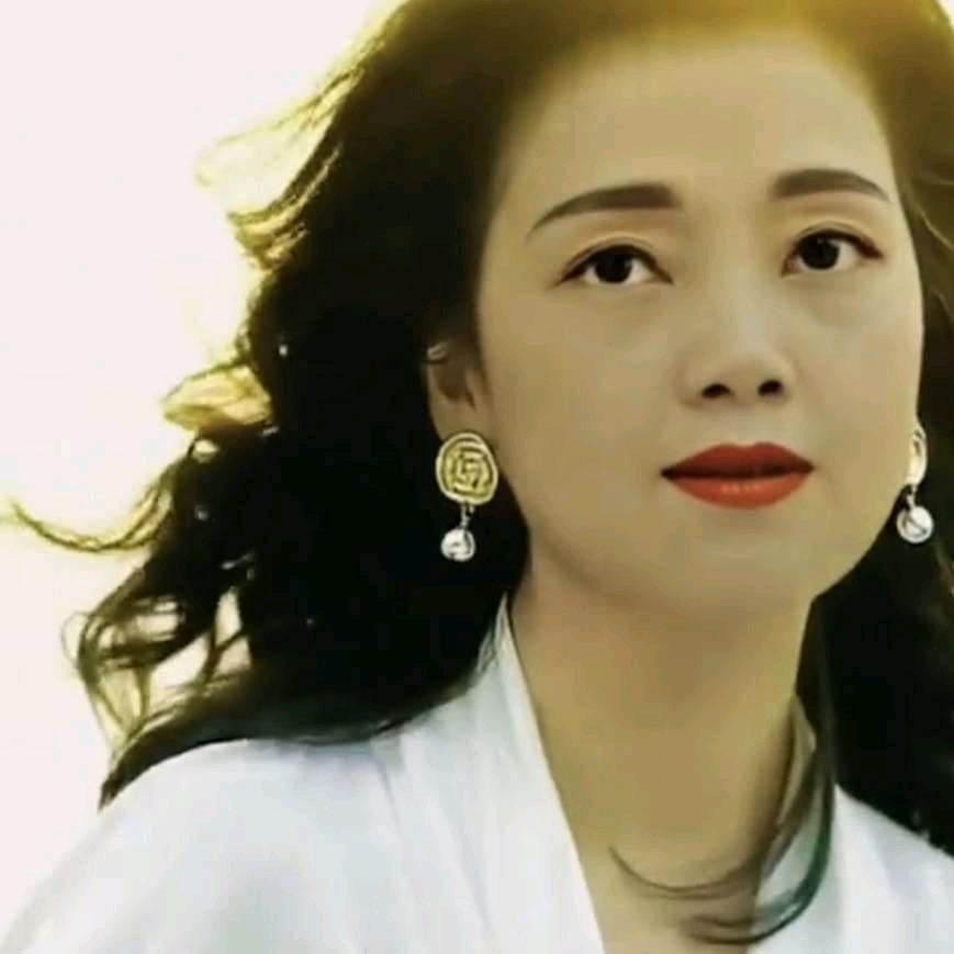 昱评