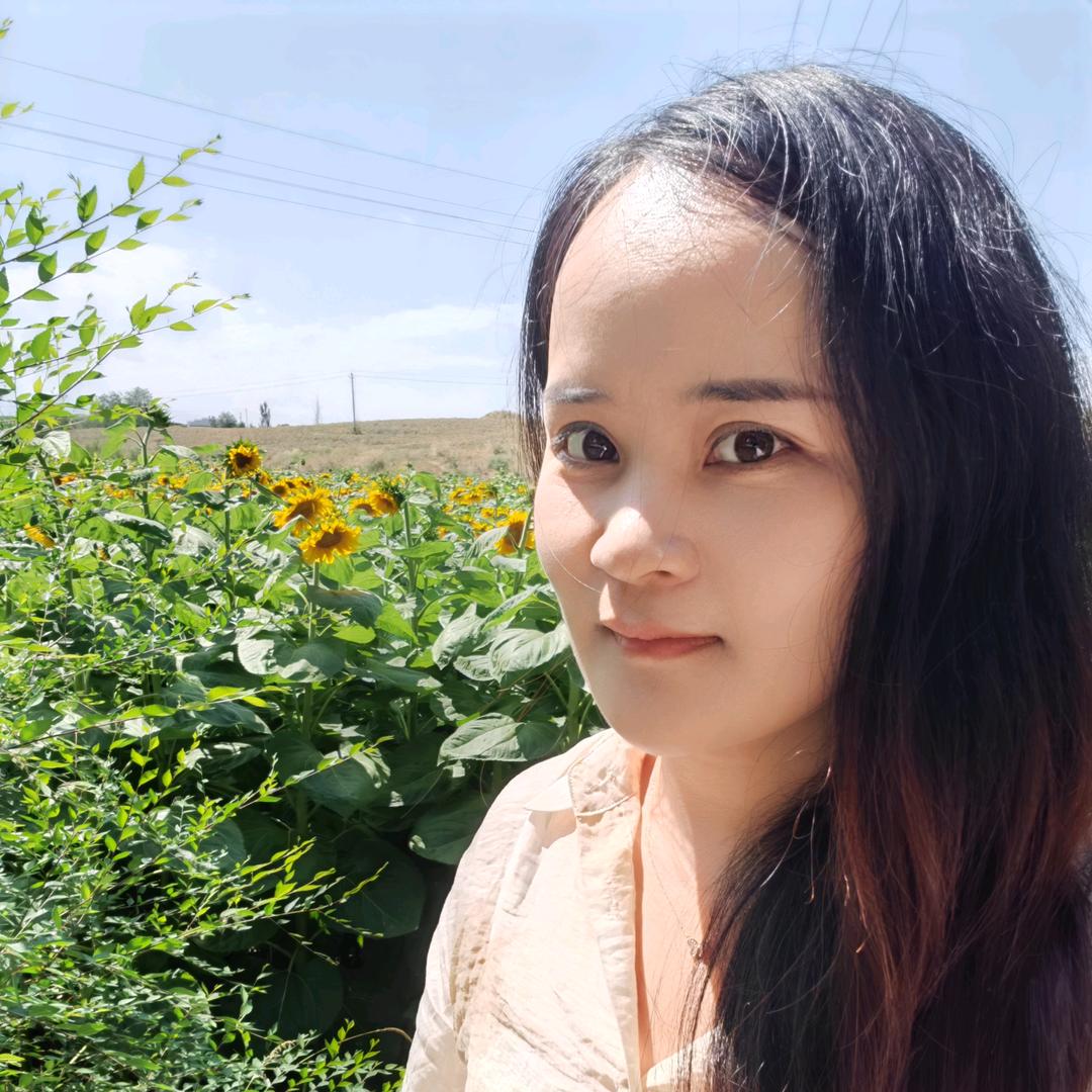 M.Y 丽丽