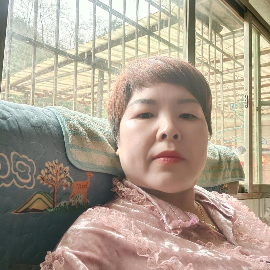 带刺的玫瑰