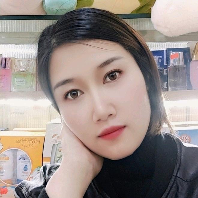 小彤