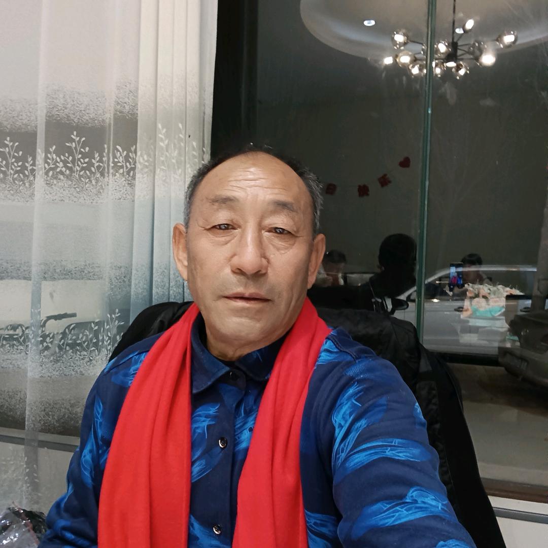 柏年❤️爱唱歌