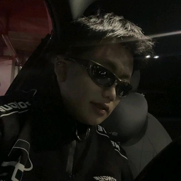 攻山班主任