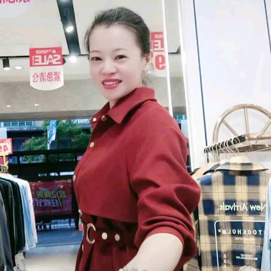 金三角碧水华庭木兰花开李艳春