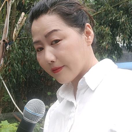 凤姐唱歌对口型