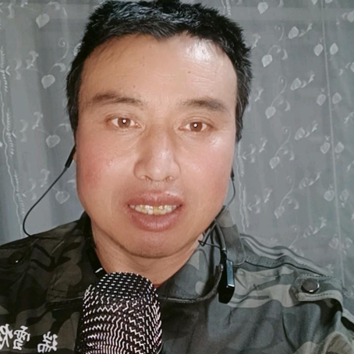 文哥爱唱歌🎤