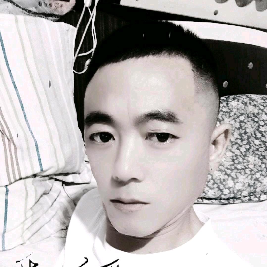 莱卡男