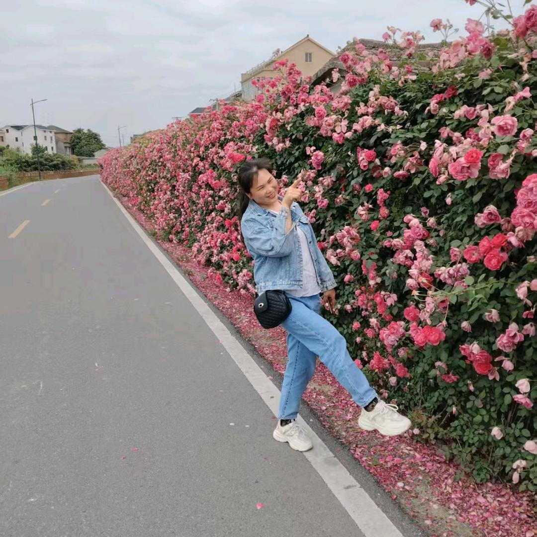 用户6079882443568小芳