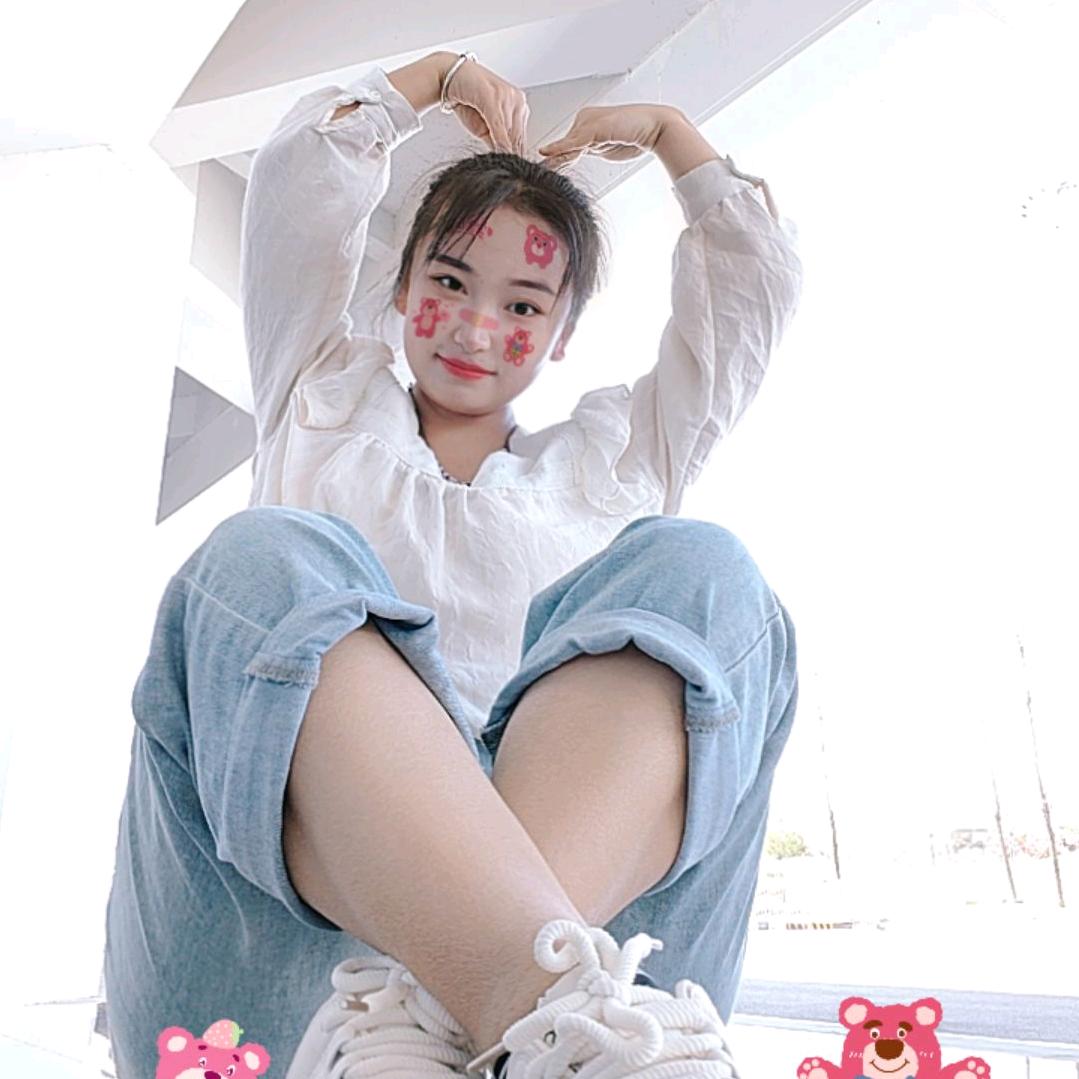 晚睡小猫🐱