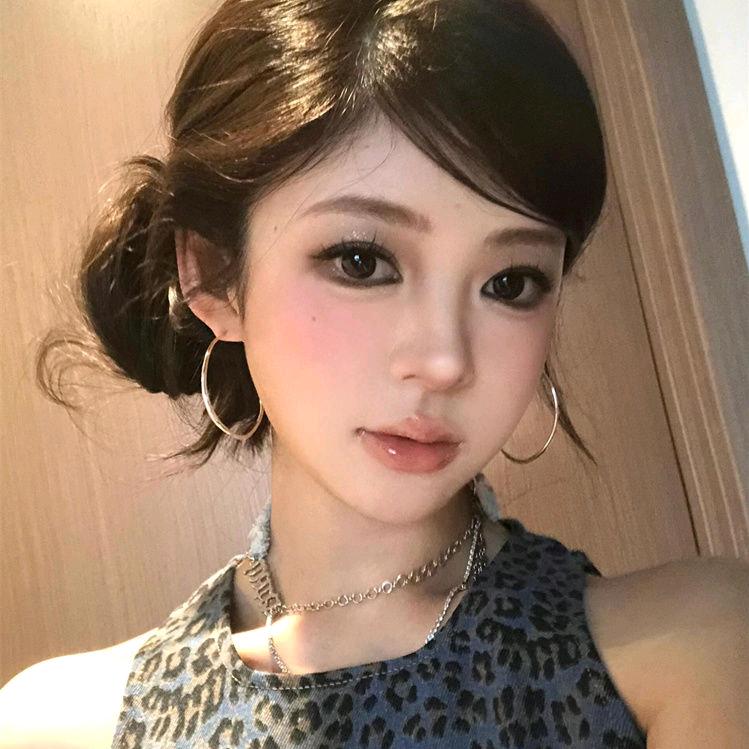 Yeiui耶比
