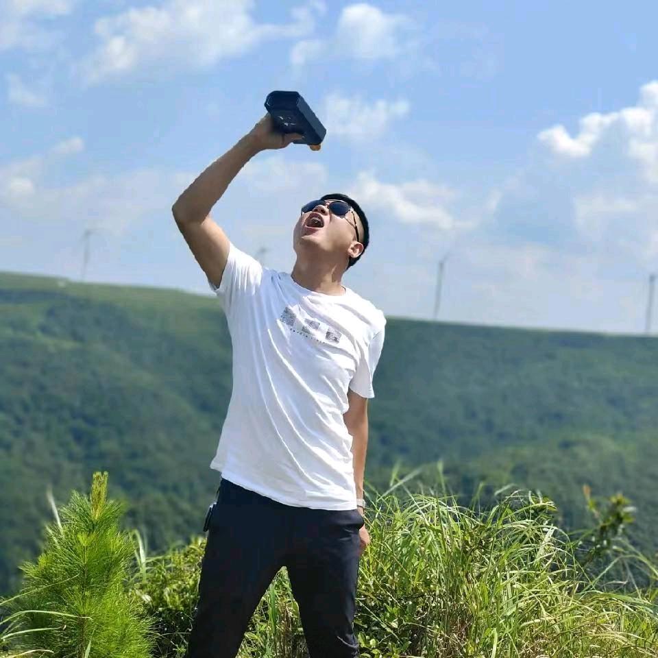 有你更快乐。