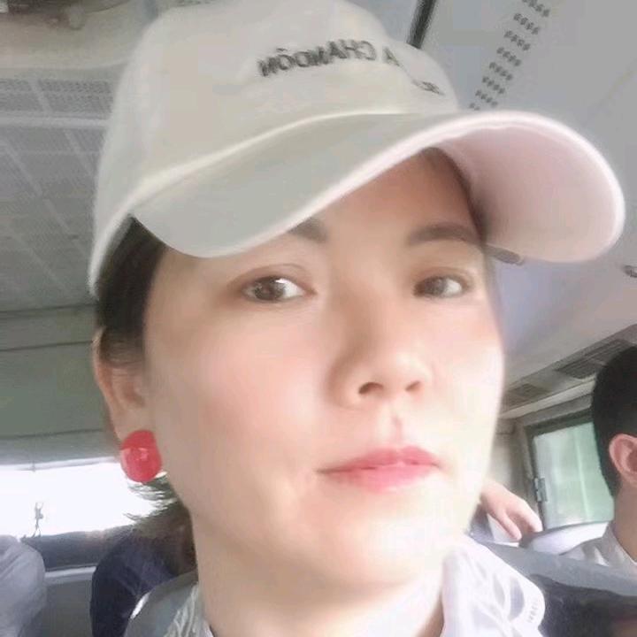 徐建红“春天晨露”