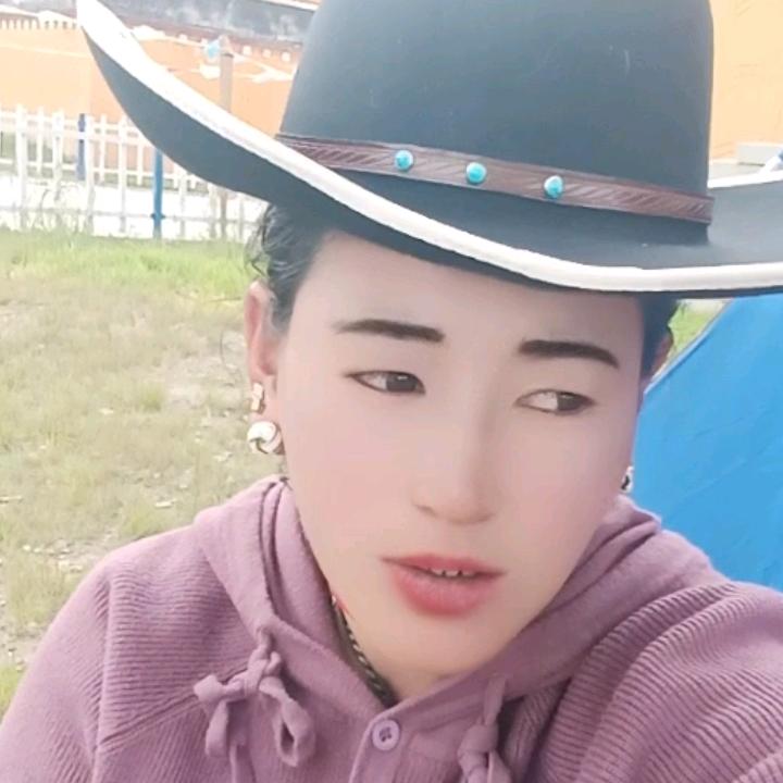 草原女孩