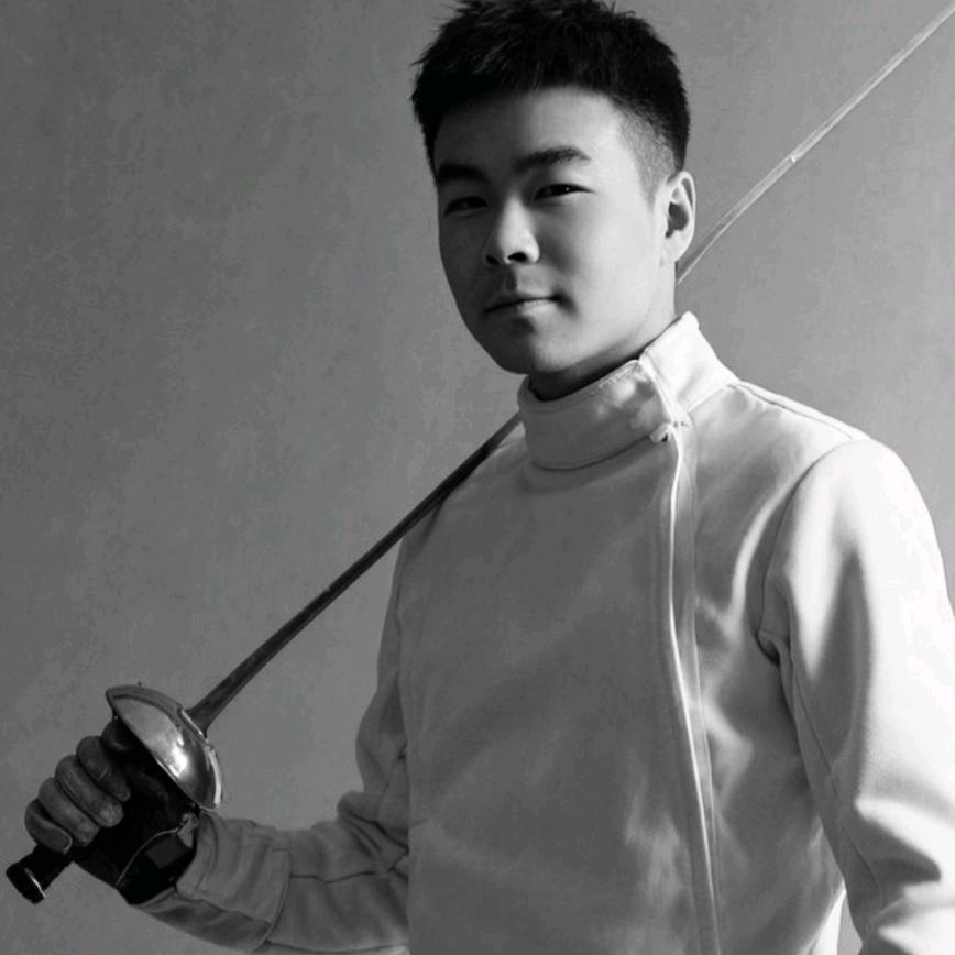 不会击剑的樊教练🤺